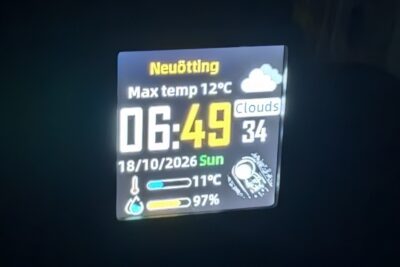 GeekMagic SmallTV Ultra Wetteruhr nachts Ort GeekMagic SmallTV Ultra Wetteruhr nachts Ort