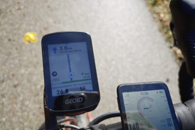 GEOID CC700 Navigation Geradeaus unterwegs GEOID CC700 Navigation Geradeaus unterwegs